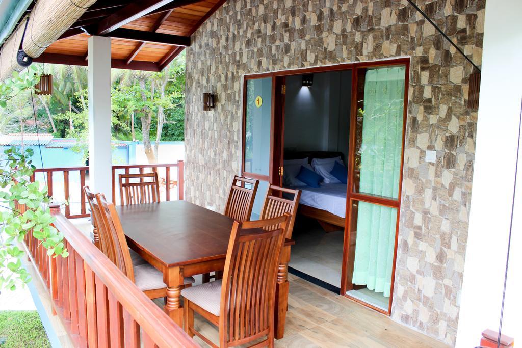 Azzurra Hikkaduwa Villa Oda fotoğraf